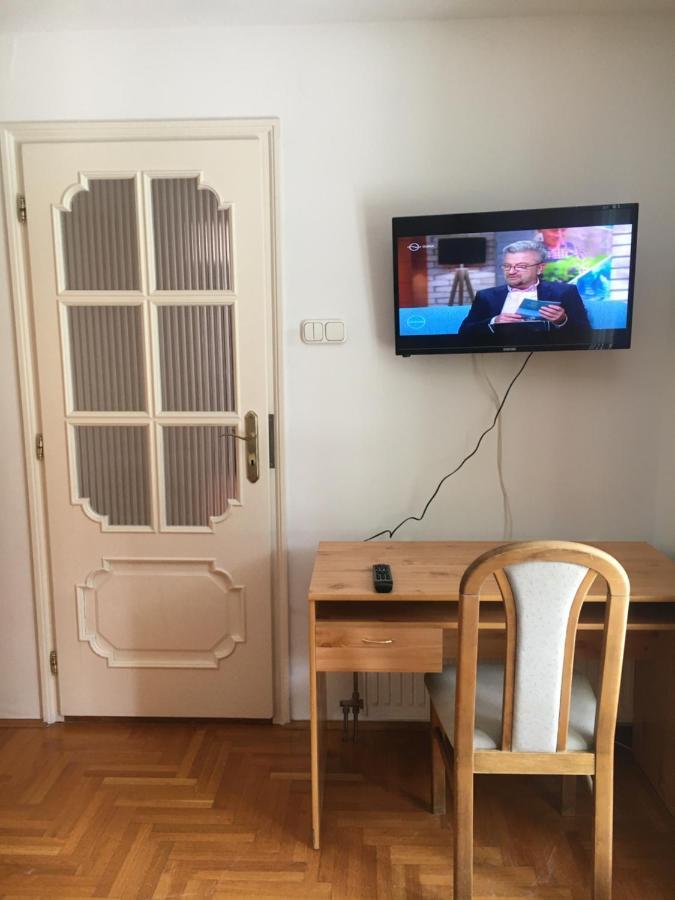 Center Apartmanhaz Hotell Hajdúszoboszló Exteriör bild