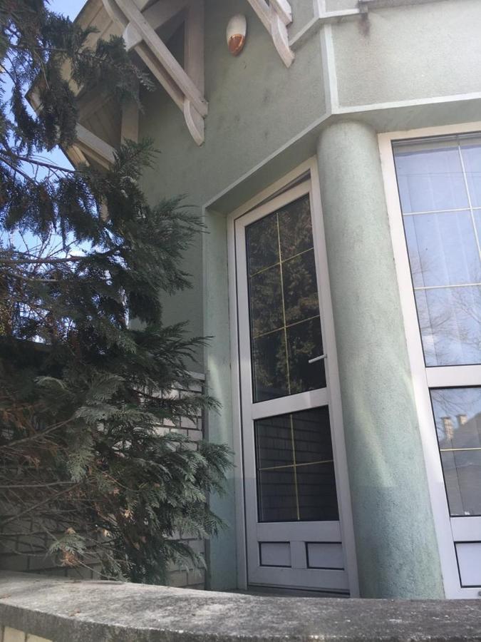 Center Apartmanhaz Hotell Hajdúszoboszló Exteriör bild