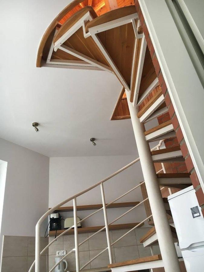 Center Apartmanhaz Hotell Hajdúszoboszló Exteriör bild