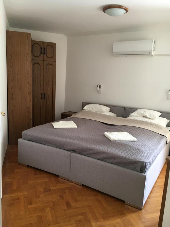 Center Apartmanhaz Hotell Hajdúszoboszló Exteriör bild