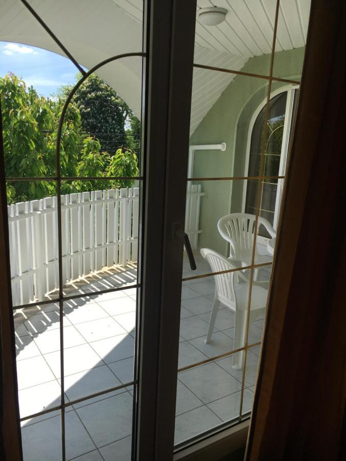Center Apartmanhaz Hotell Hajdúszoboszló Exteriör bild