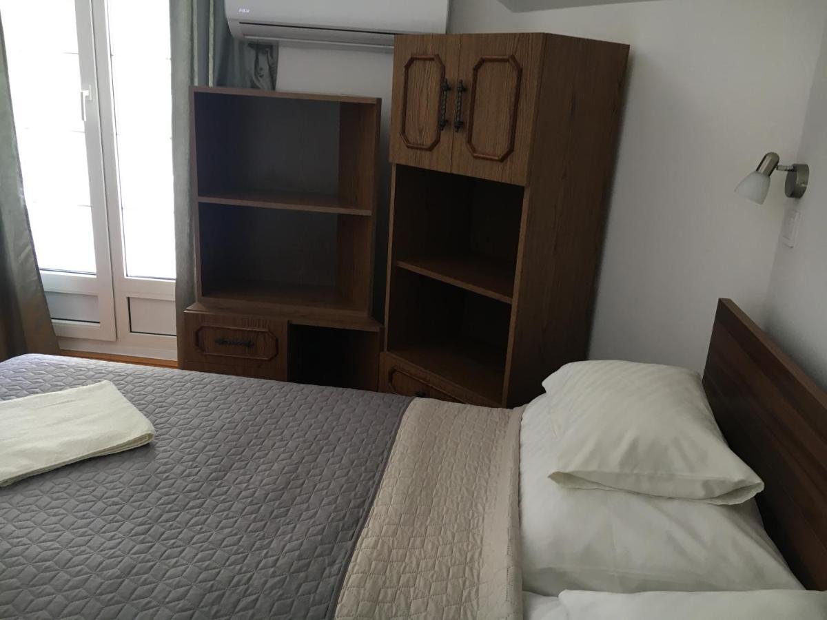 Center Apartmanhaz Hotell Hajdúszoboszló Exteriör bild
